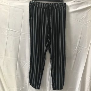 Black and White Stripe American Eagle Trousers